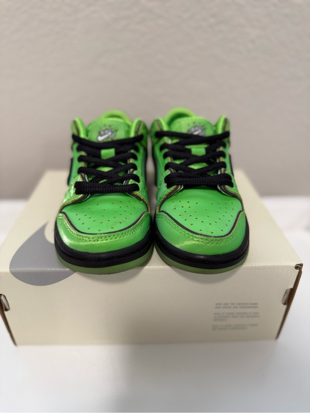 Nike SB dunk low -Powderpuff- Kids 11C - Picture 2 of 9